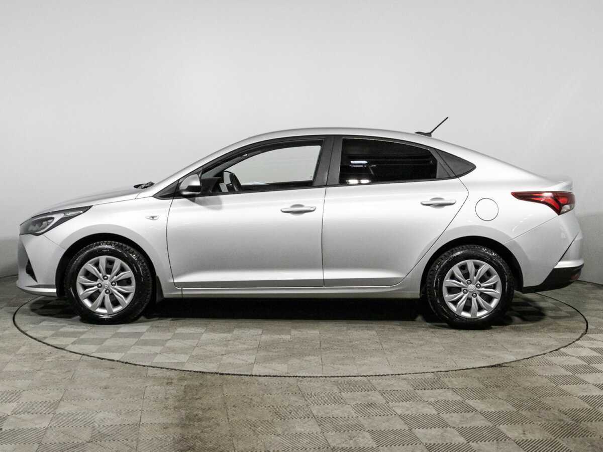 Купить Hyundai Solaris с пробегом. Фото: #7