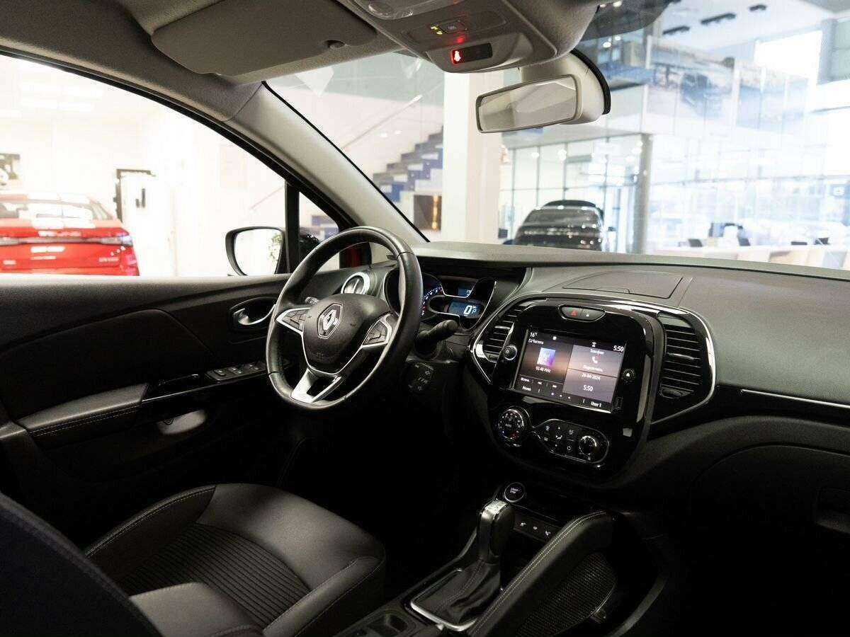 Купить Renault Kaptur с пробегом. Фото: #14
