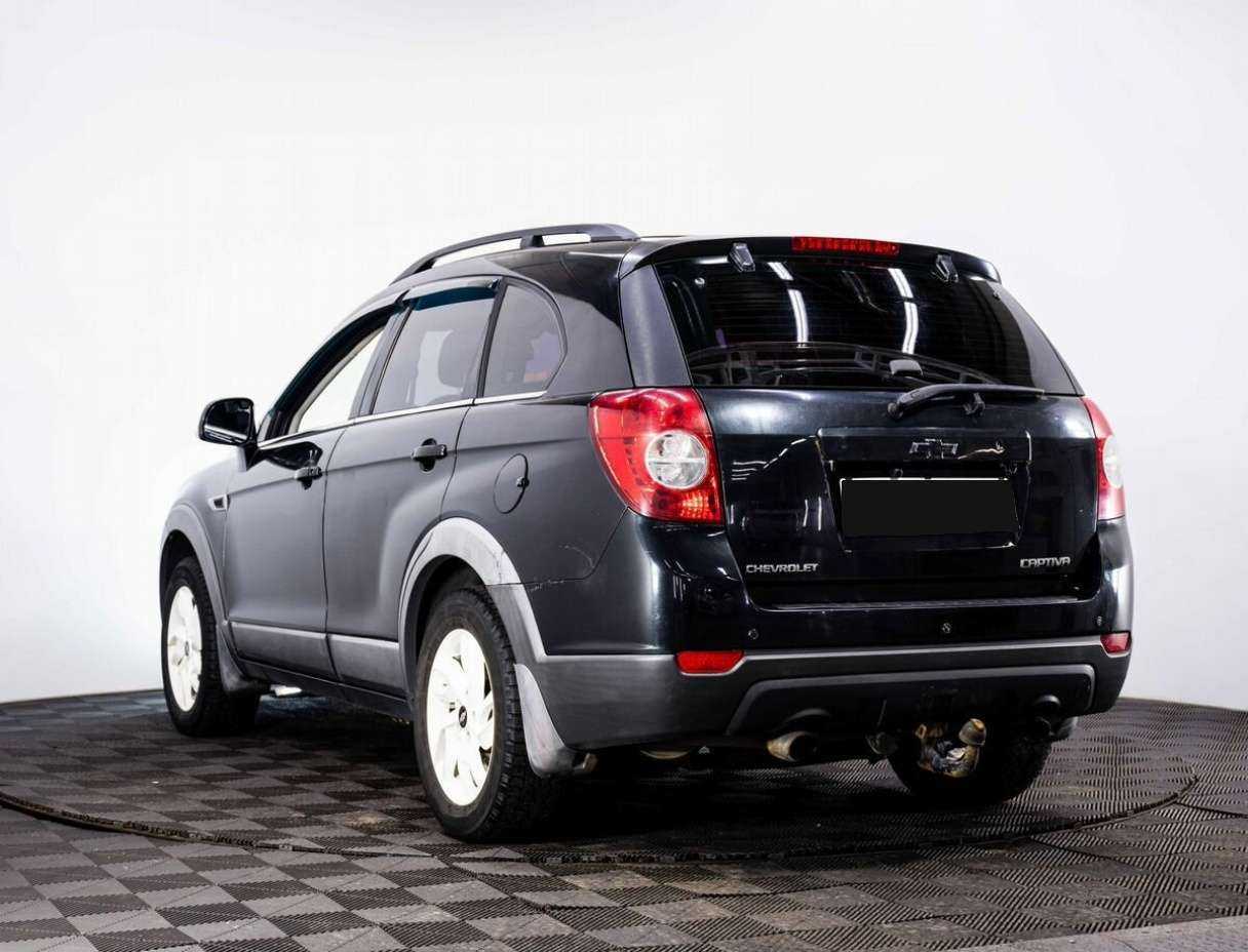 Купить Chevrolet Captiva с пробегом. Фото: #3
