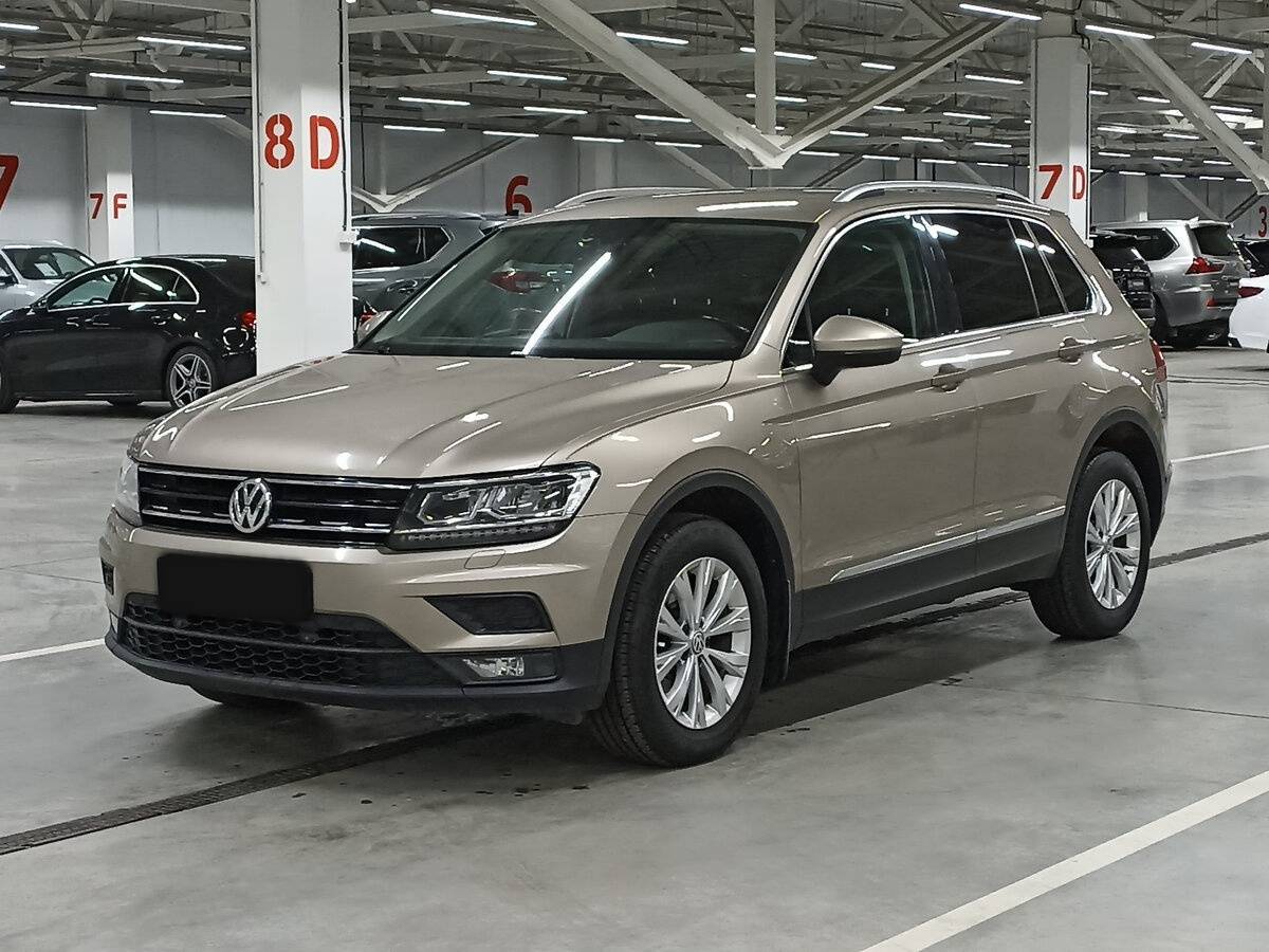 Купить Volkswagen Tiguan с пробегом. Фото: #0