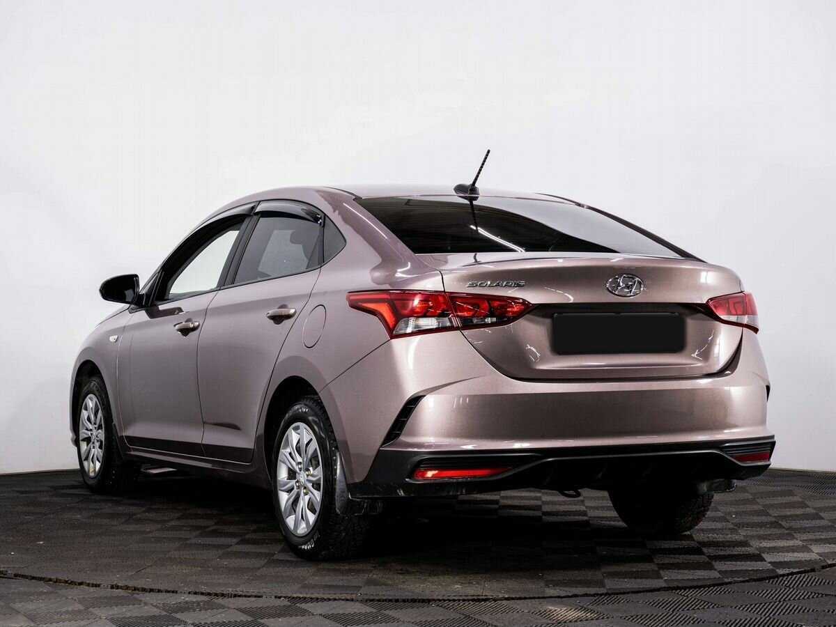 Купить Hyundai Solaris с пробегом. Фото: #3