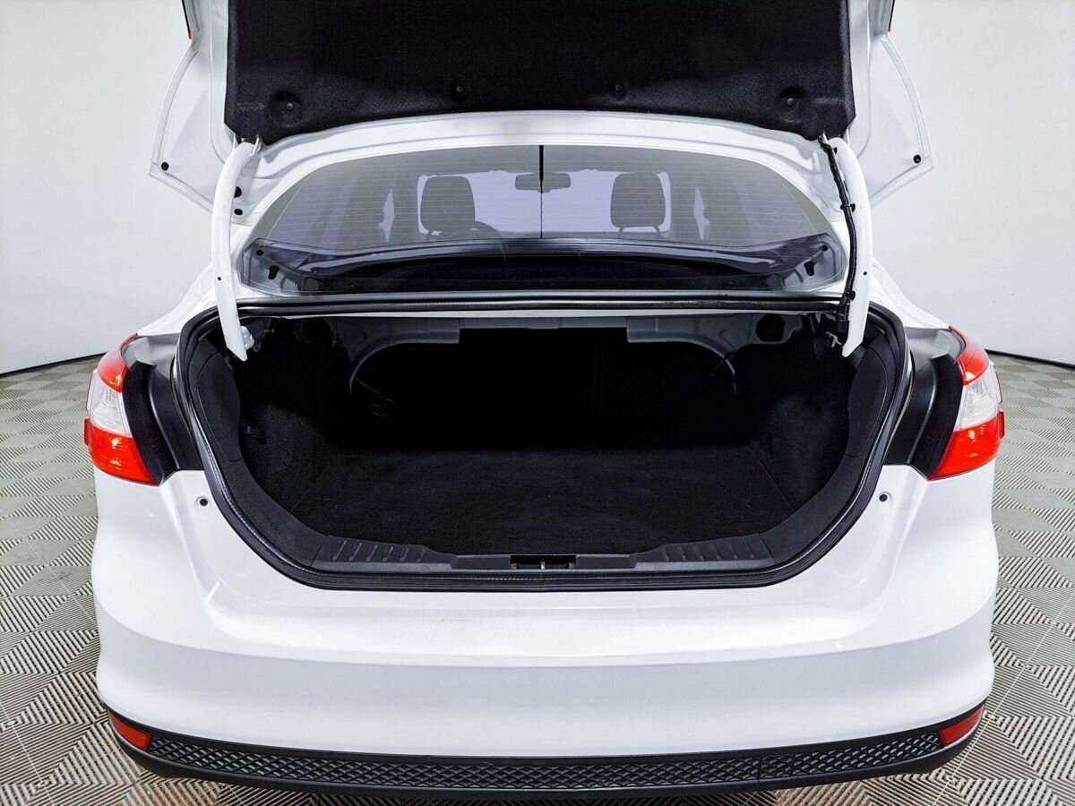 Купить Ford Focus с пробегом. Фото: #9