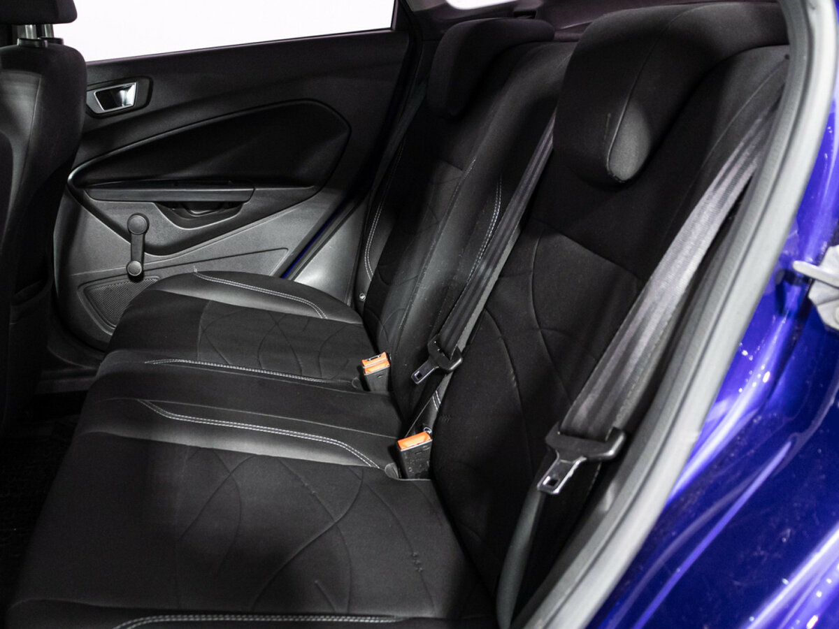 Купить Ford Fiesta с пробегом. Фото: #9