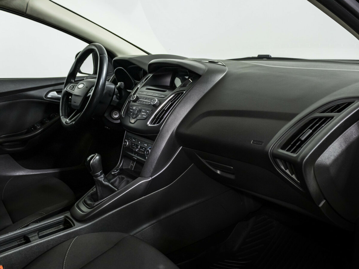 Купить Ford Focus с пробегом. Фото: #7