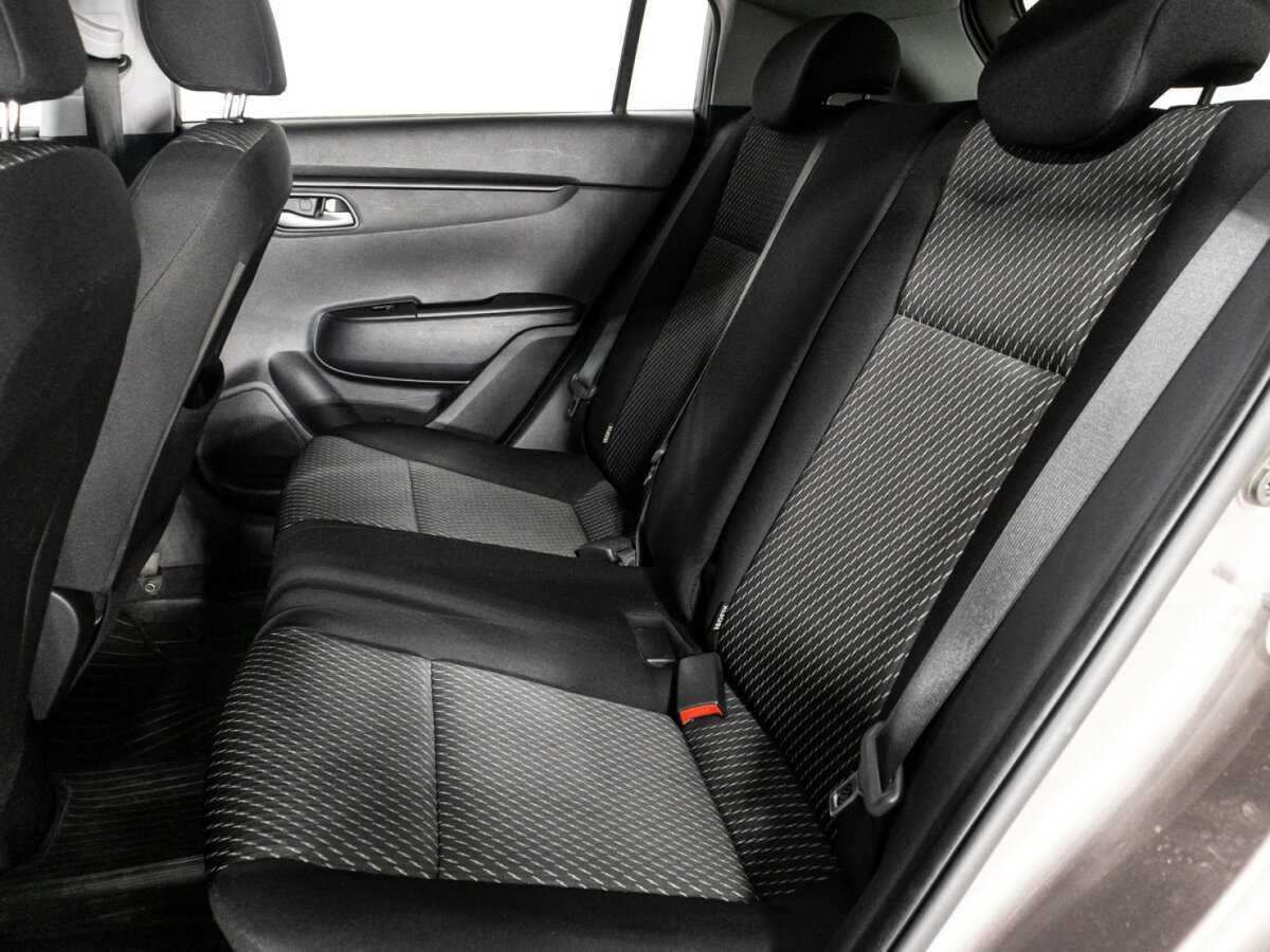 Купить Kia Rio с пробегом. Фото: #9