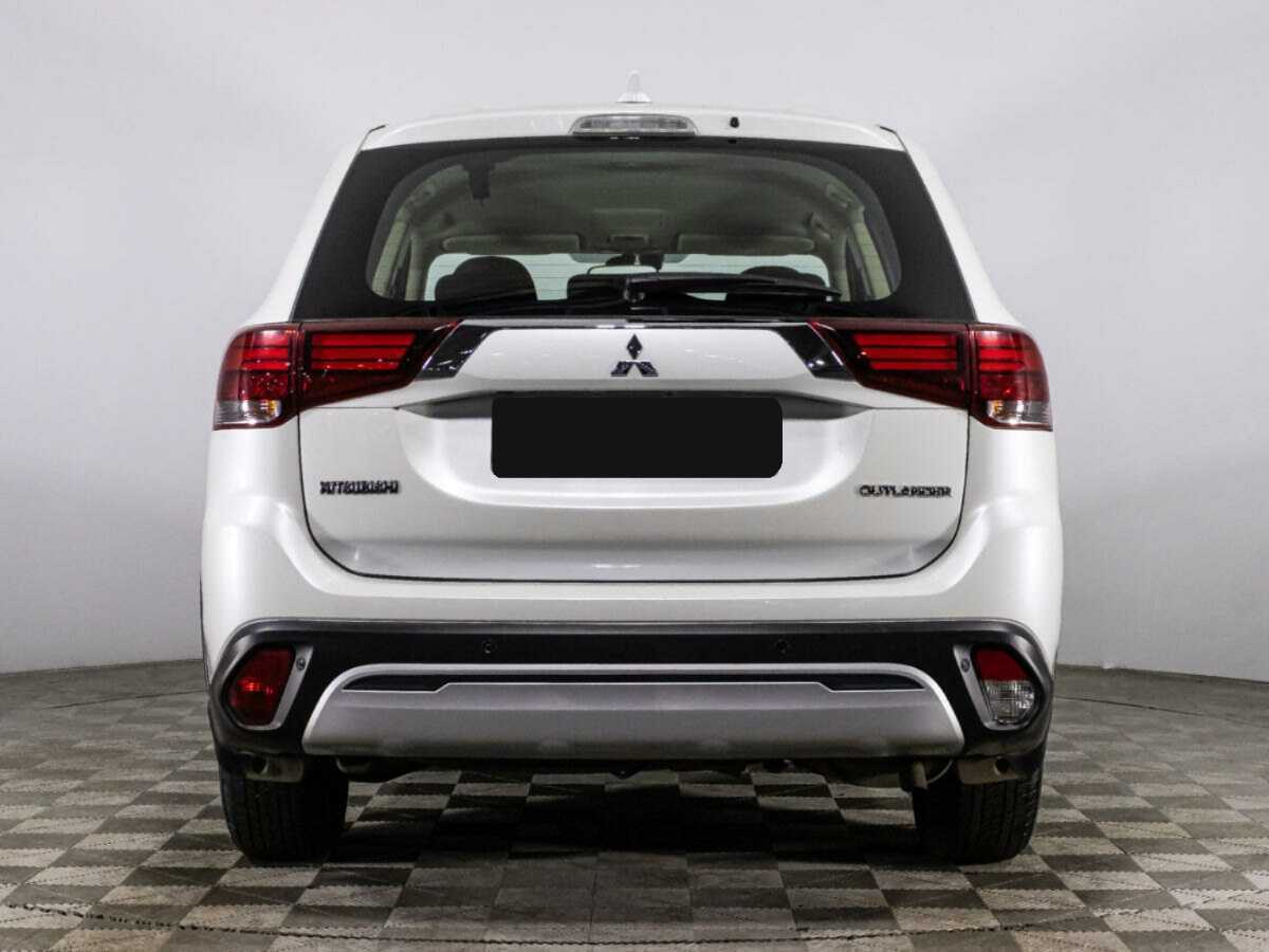Купить Mitsubishi Outlander с пробегом. Фото: #5