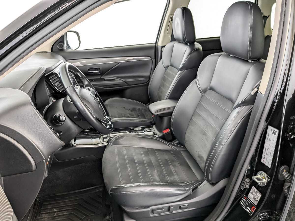 Купить Mitsubishi Outlander с пробегом. Фото: #19
