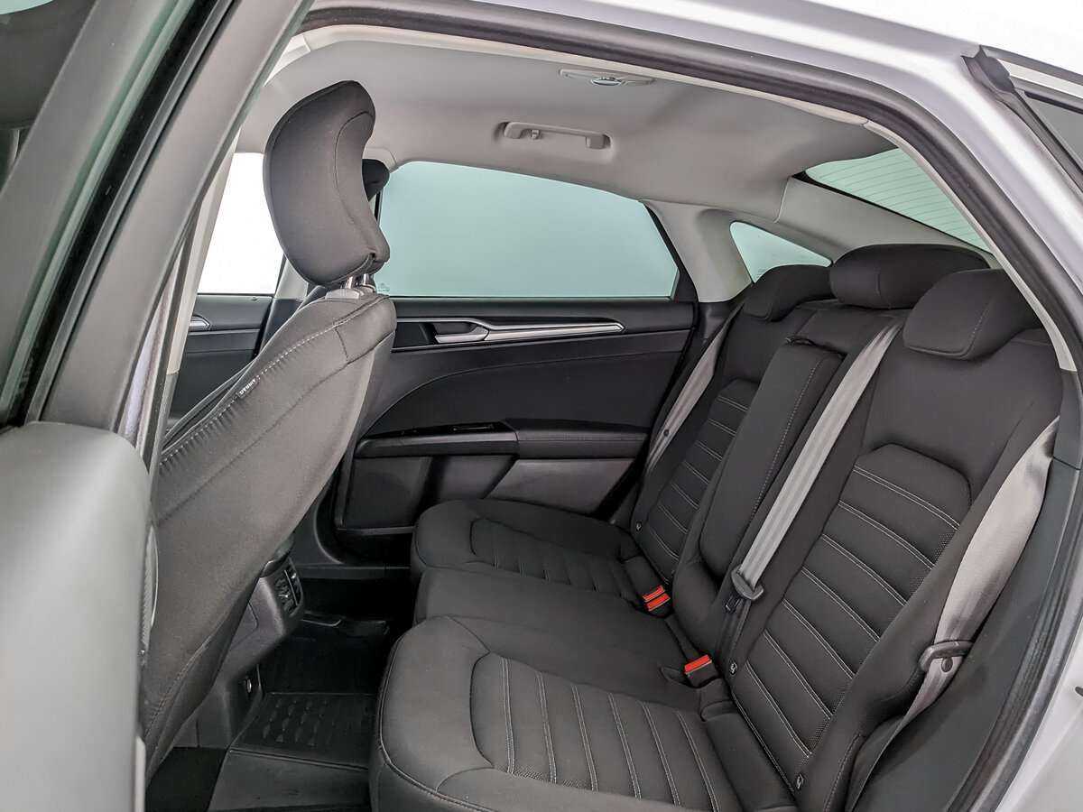 Купить Ford Mondeo с пробегом. Фото: #9