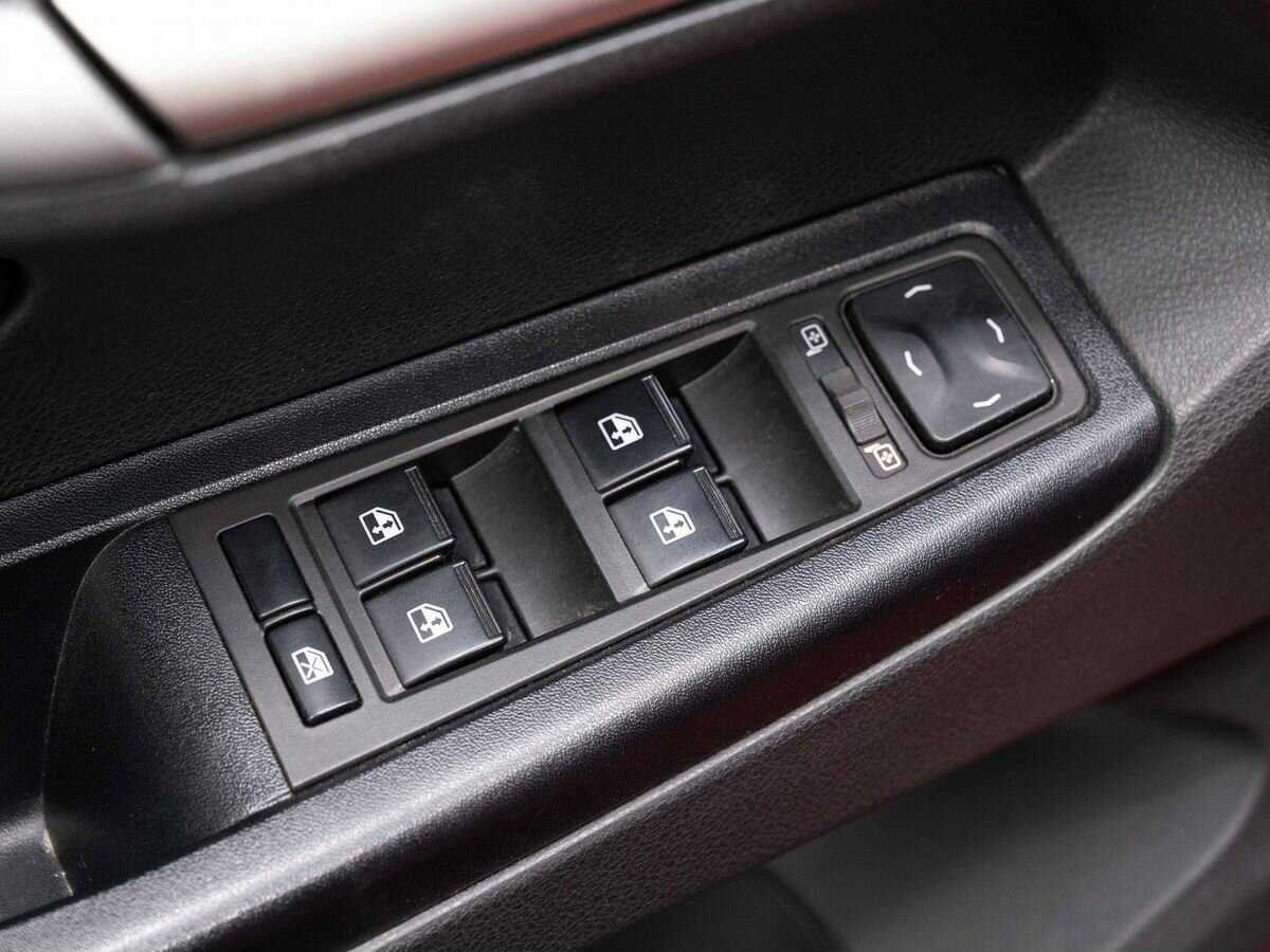 Купить Lada (ВАЗ) Vesta с пробегом. Фото: #17