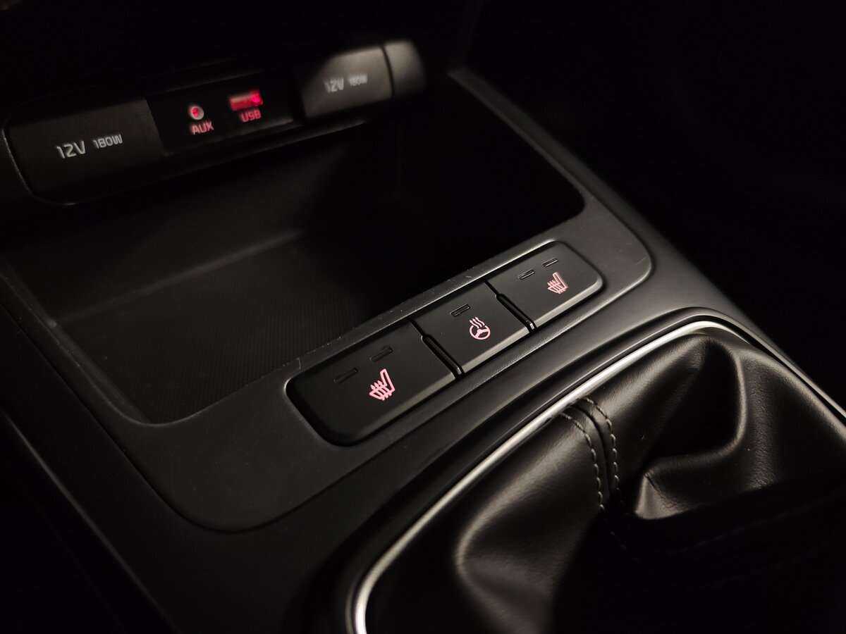 Купить Kia Rio с пробегом. Фото: #7