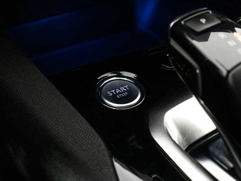 Купить Peugeot 3008 с пробегом. Фото: #21