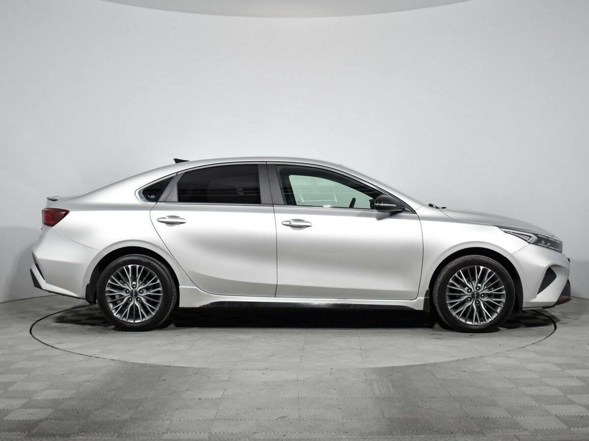 Купить Kia Cerato с пробегом. Фото: #3