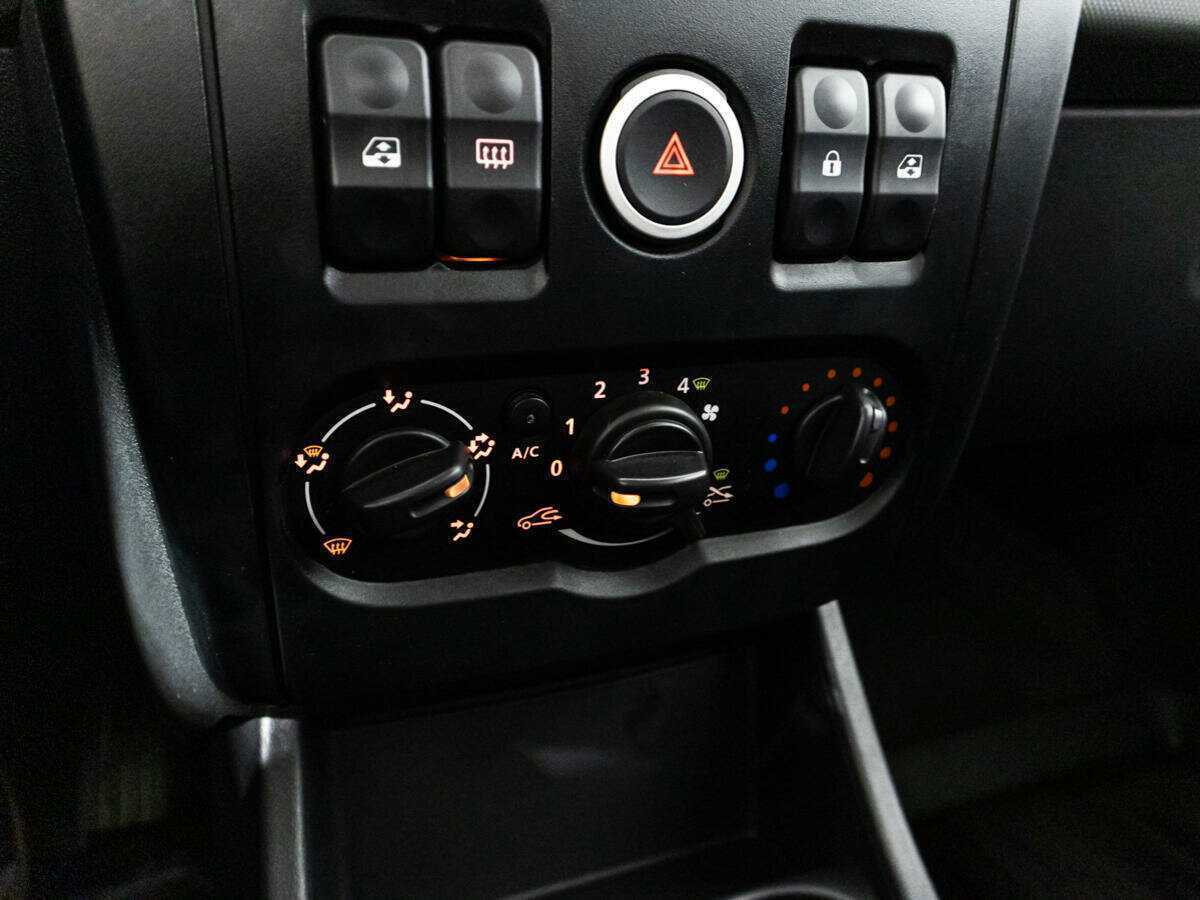 Купить Lada (ВАЗ) Largus с пробегом. Фото: #14