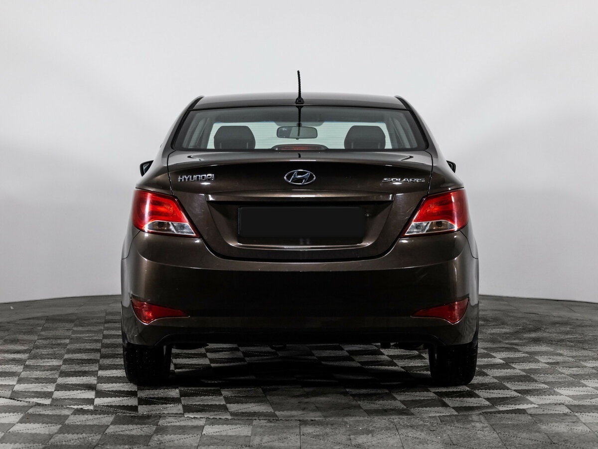 Купить Hyundai Solaris с пробегом. Фото: #4