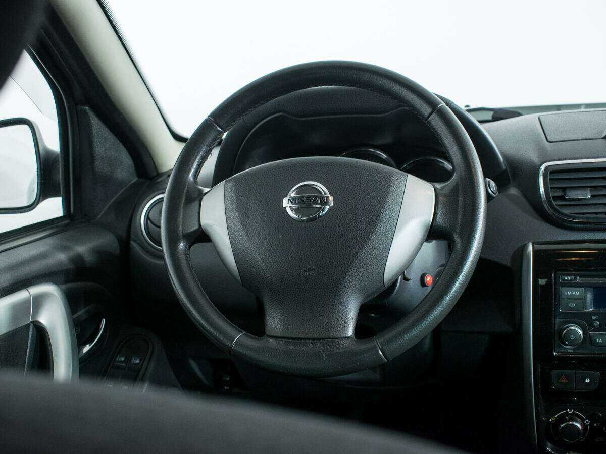 Купить Nissan Terrano с пробегом. Фото: #13