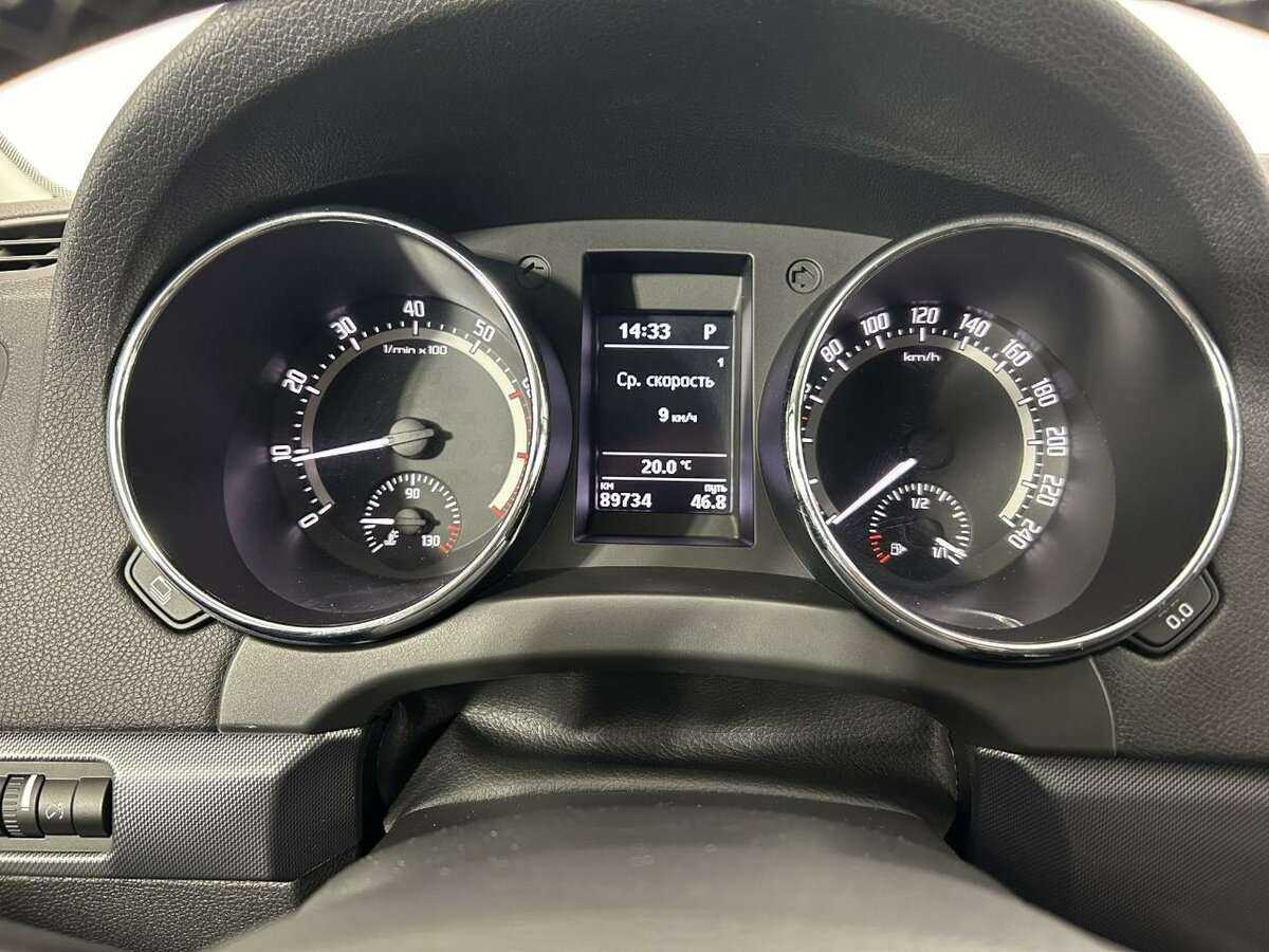 Купить Skoda Yeti с пробегом. Фото: #10