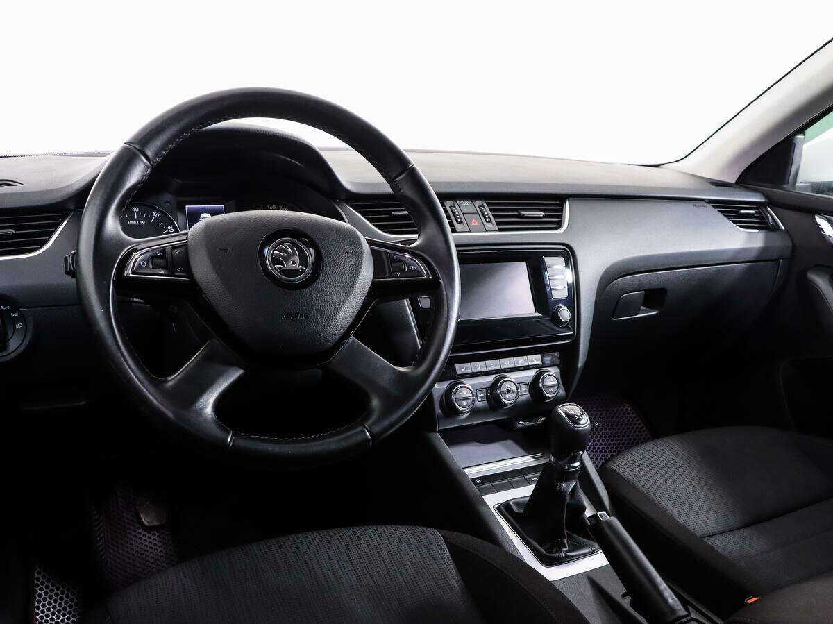 Купить Skoda Octavia с пробегом. Фото: #8