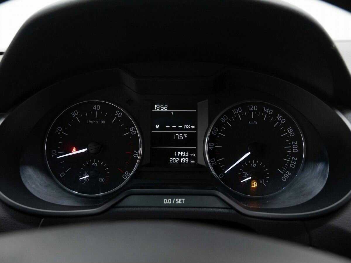 Купить Skoda Octavia с пробегом. Фото: #15