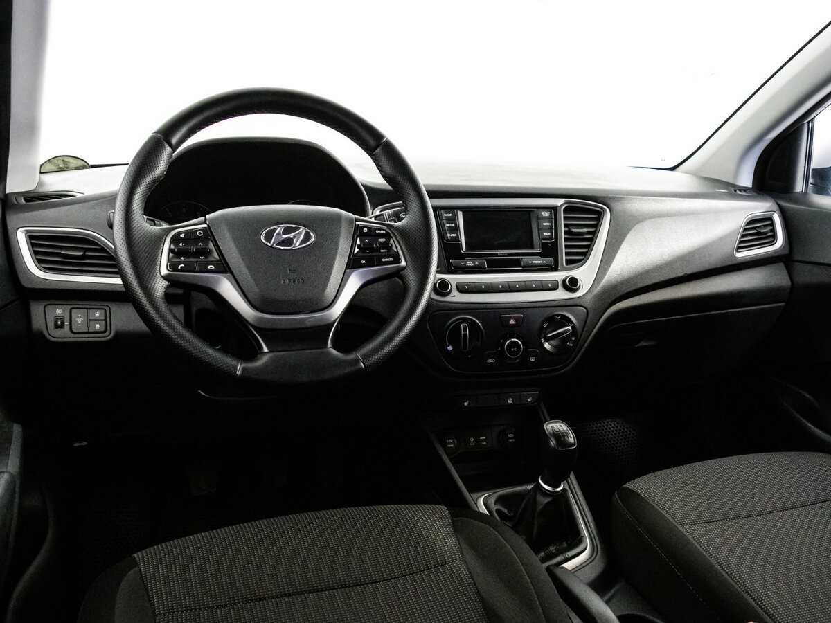 Купить Hyundai Solaris с пробегом. Фото: #8