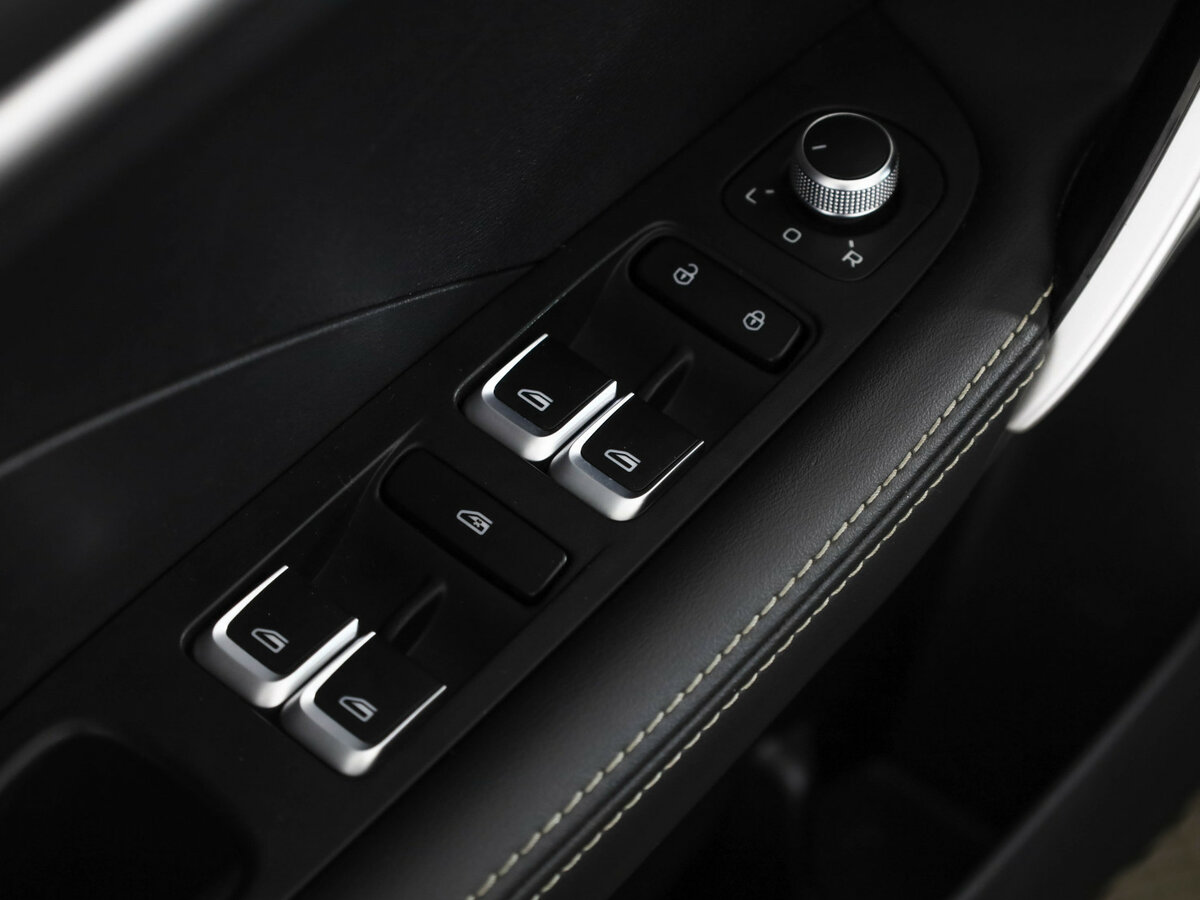 Купить Geely Coolray с пробегом. Фото: #12
