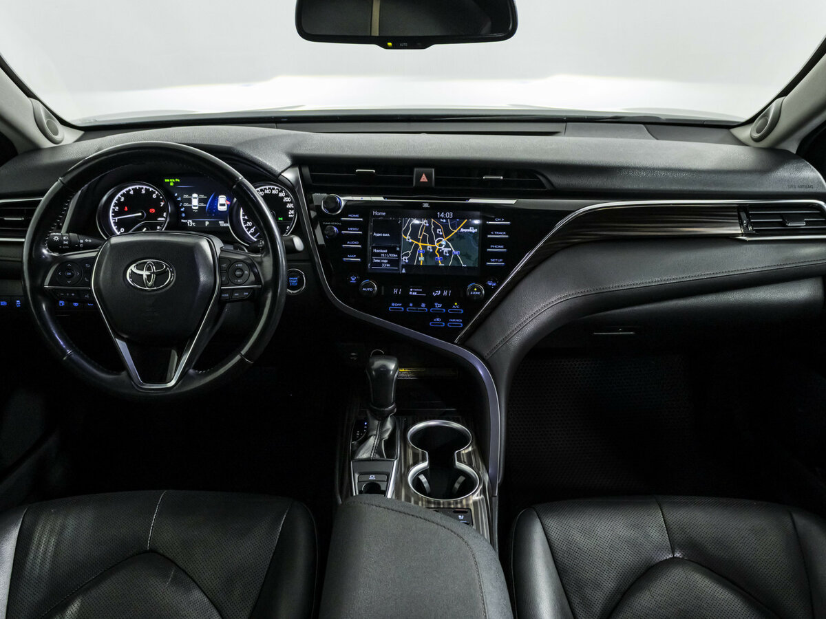 Купить Toyota Camry с пробегом. Фото: #9