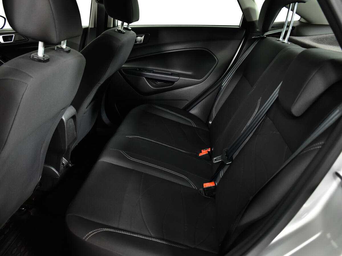 Купить Ford Fiesta с пробегом. Фото: #9