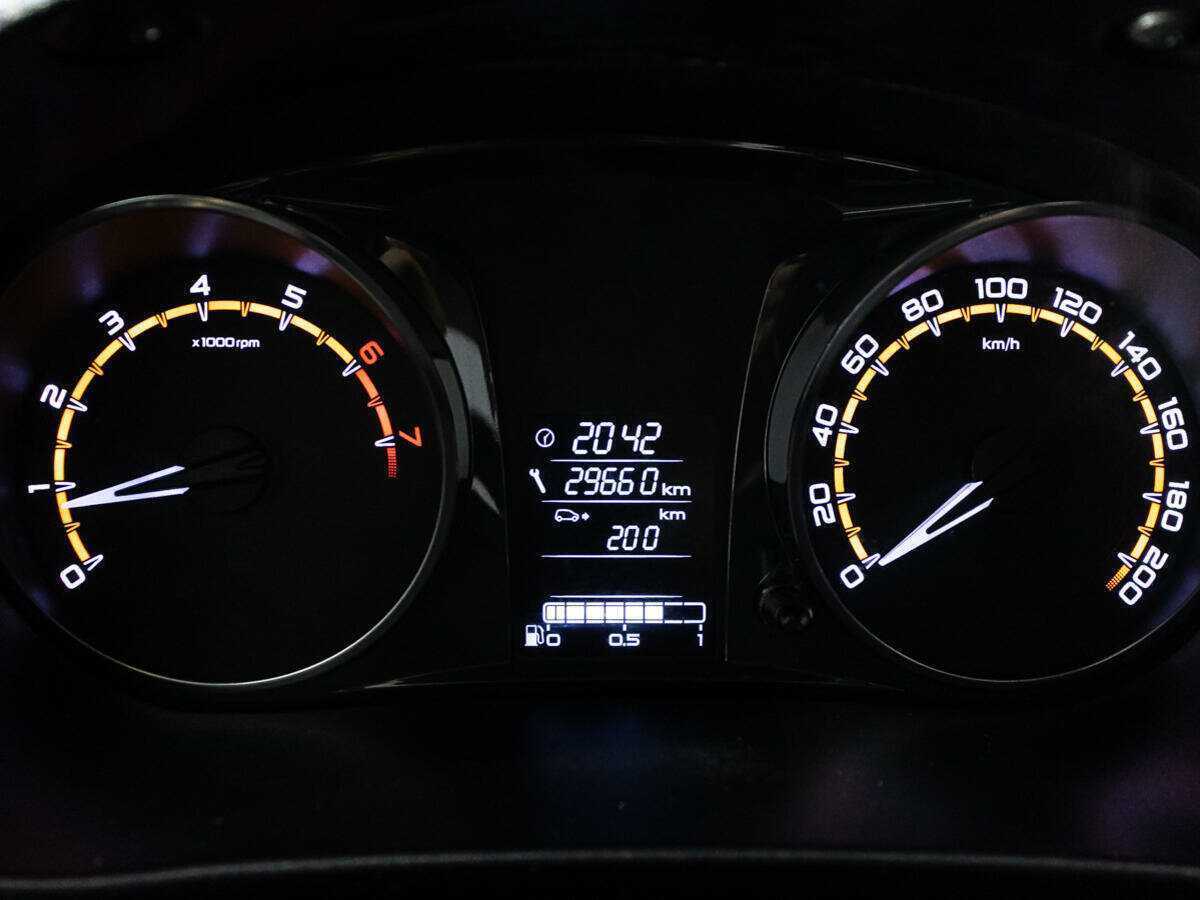 Купить Lada (ВАЗ) Granta с пробегом. Фото: #11