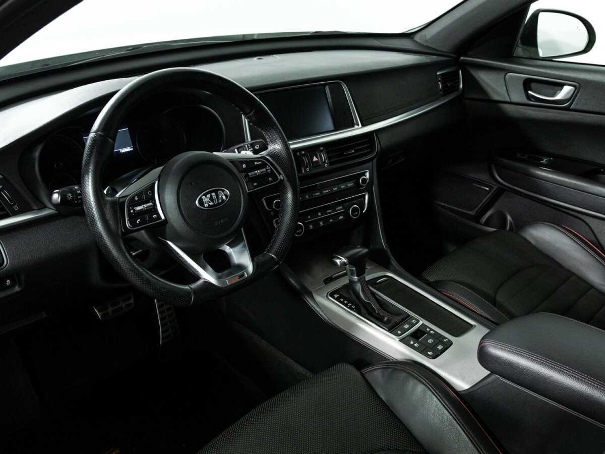 Купить Kia Optima с пробегом. Фото: #10
