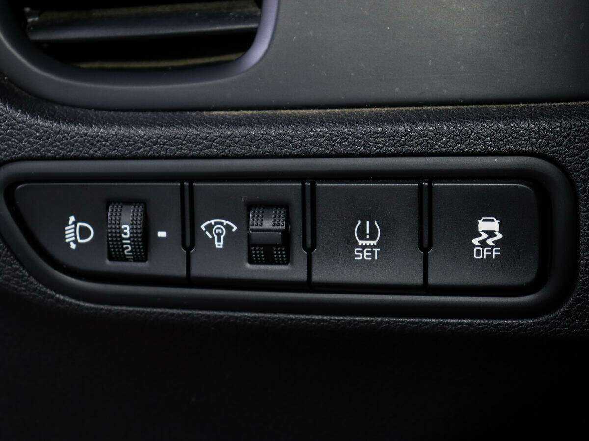 Купить Kia Rio с пробегом. Фото: #13