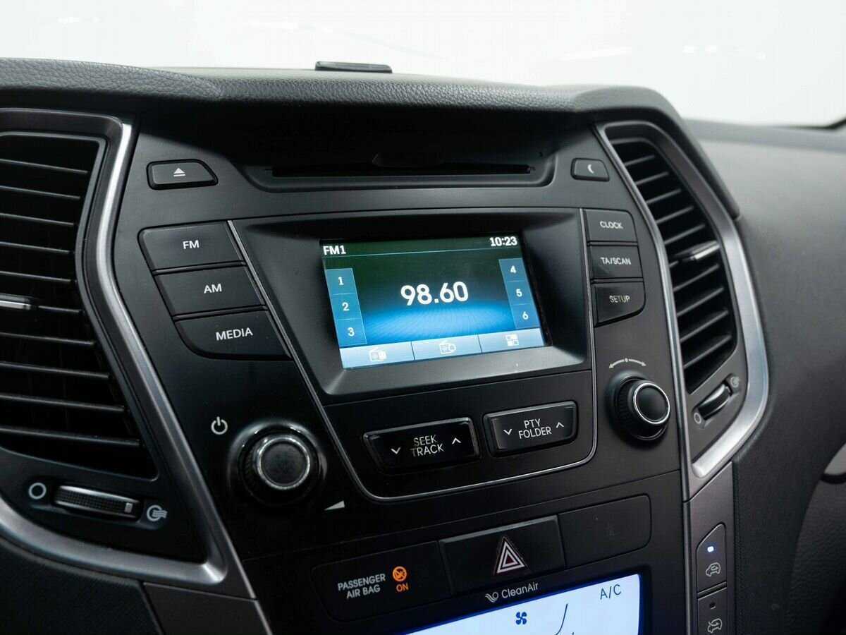 Купить Hyundai Santa Fe с пробегом. Фото: #16