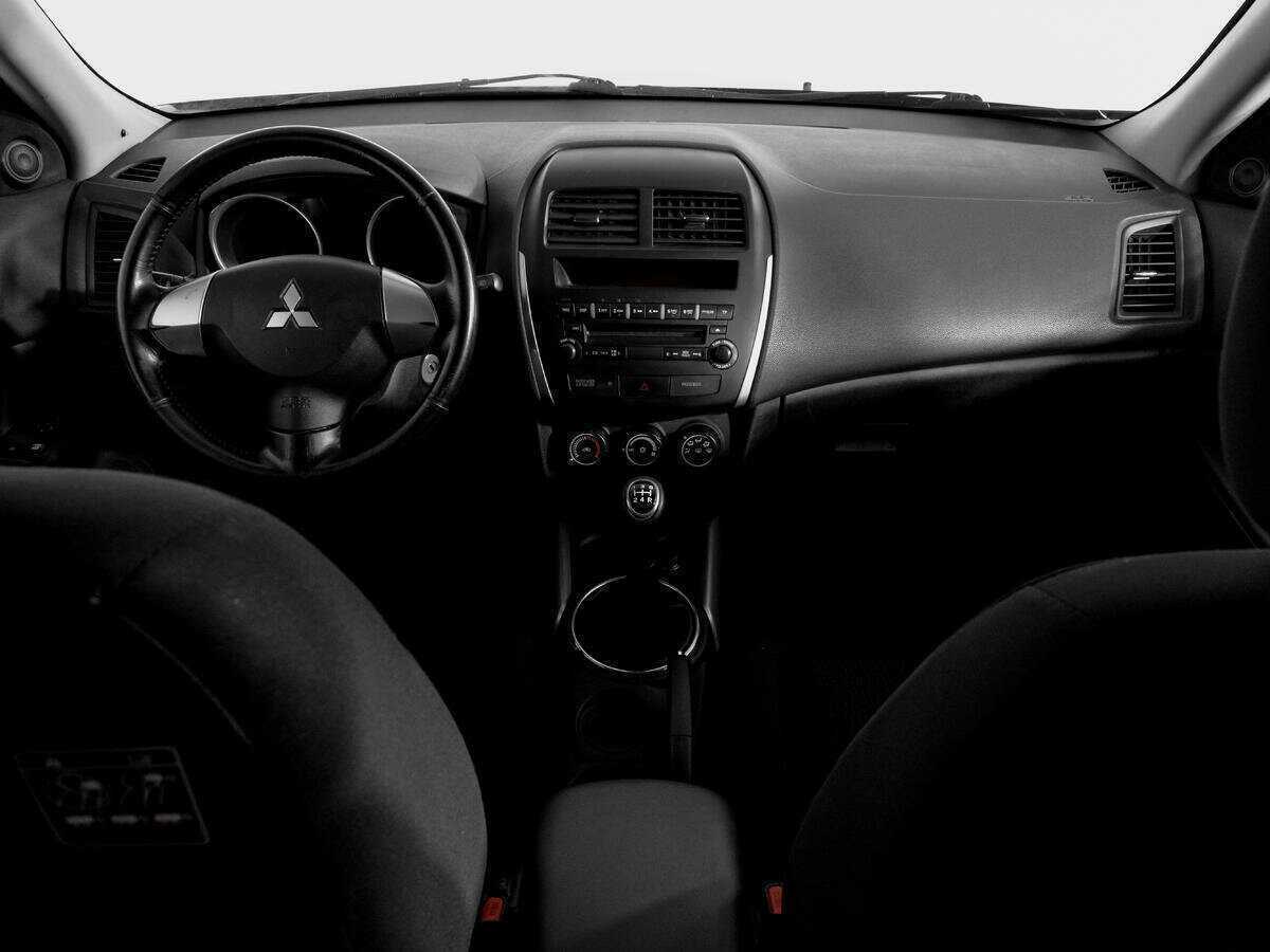 Купить Mitsubishi ASX с пробегом. Фото: #10