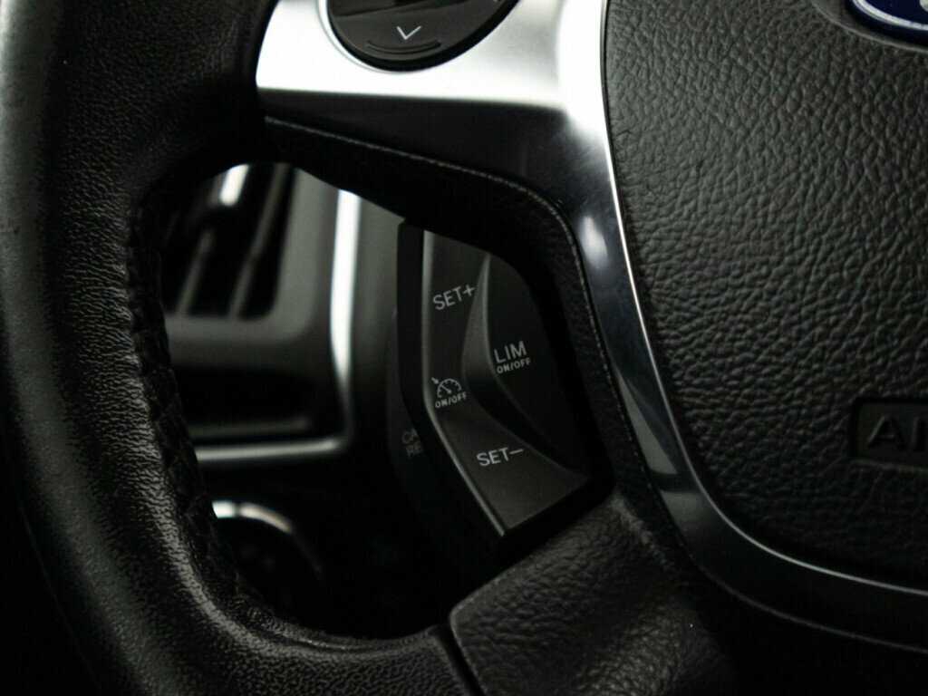 Купить Ford Focus с пробегом. Фото: #16