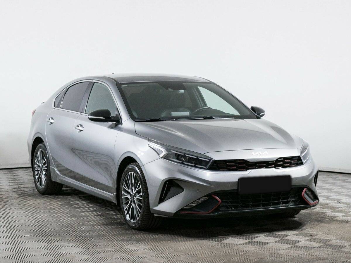 Купить Kia Cerato с пробегом. Фото: #2