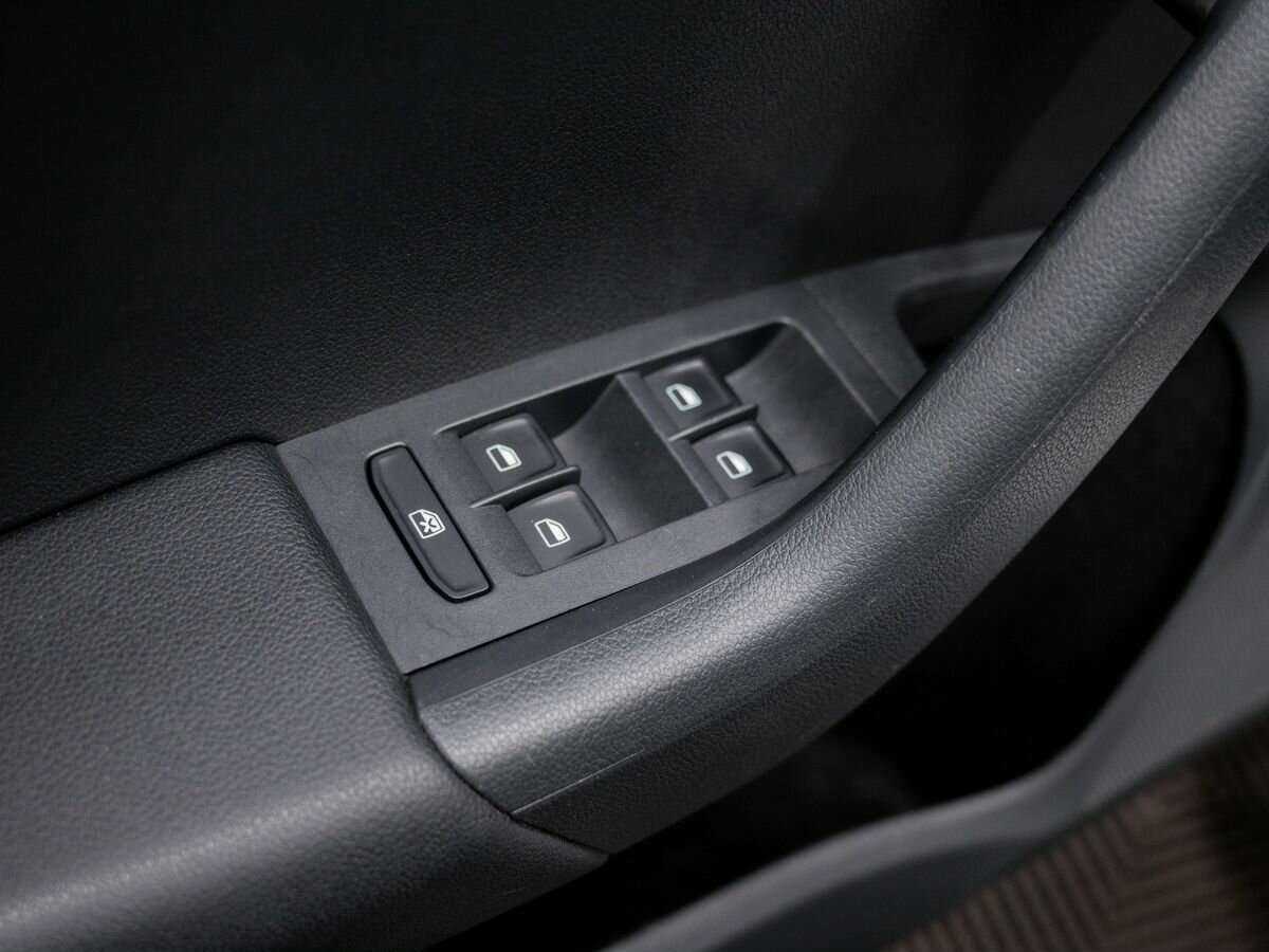 Купить Skoda Octavia с пробегом. Фото: #15