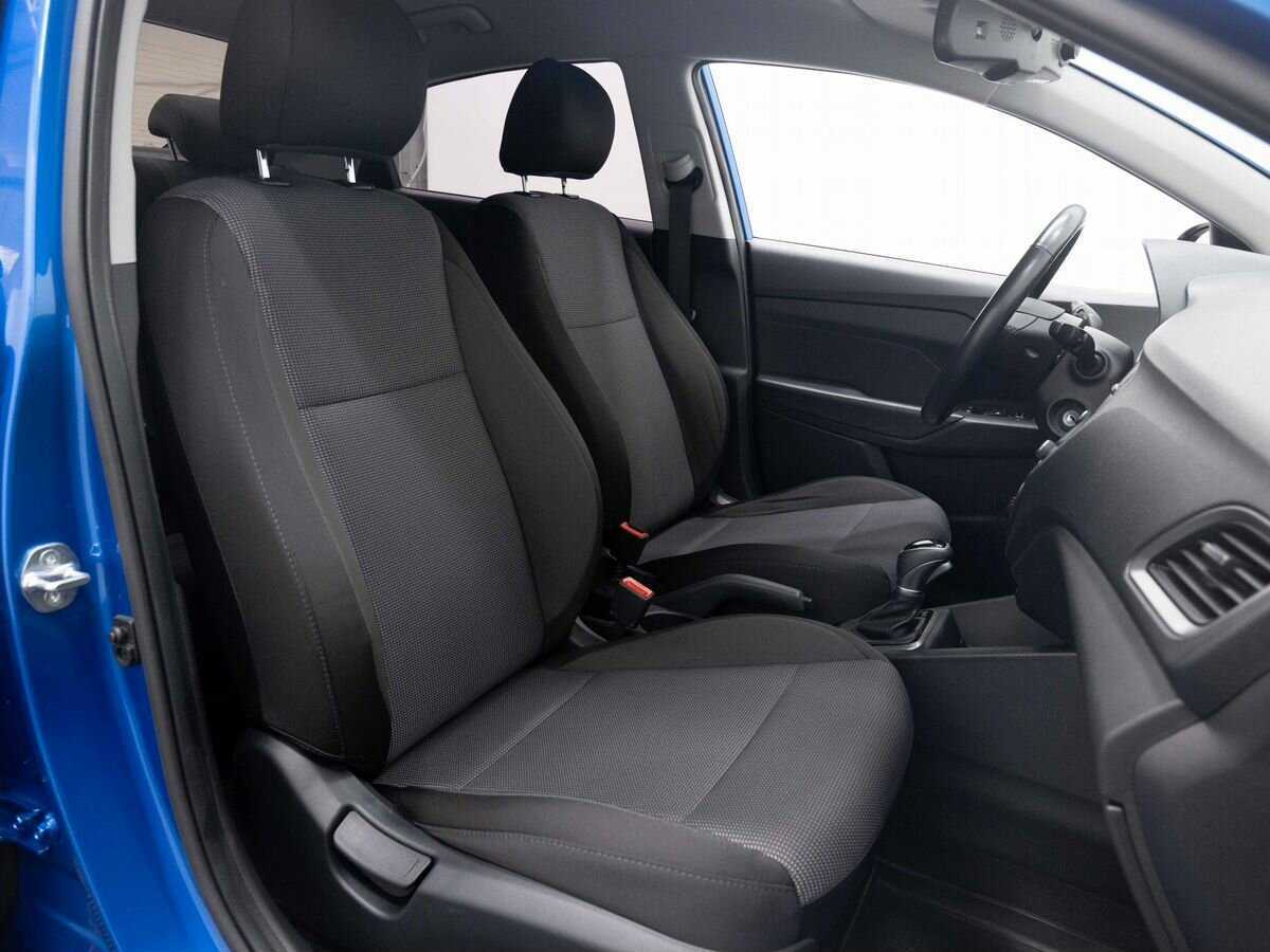 Купить Hyundai Solaris с пробегом. Фото: #13