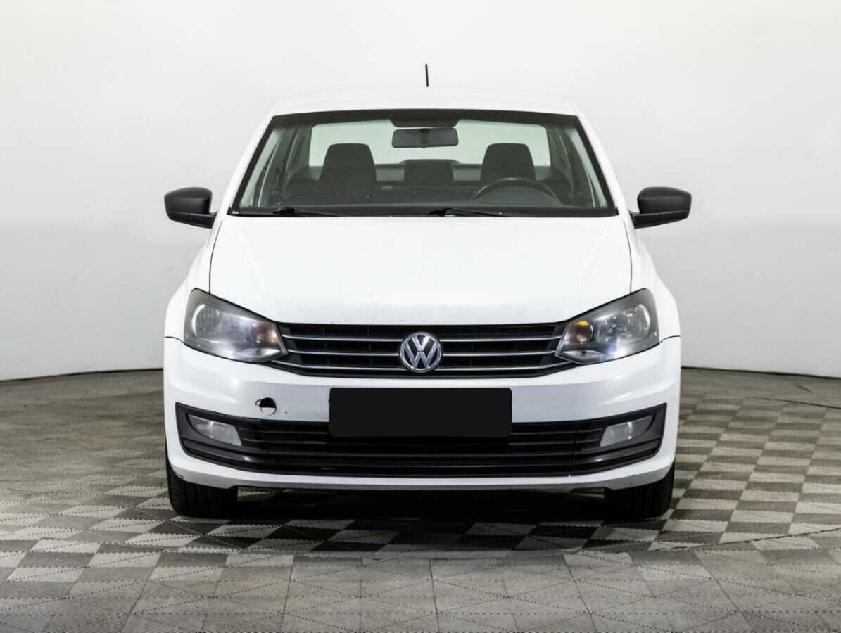 Купить Volkswagen Polo с пробегом. Фото: #1