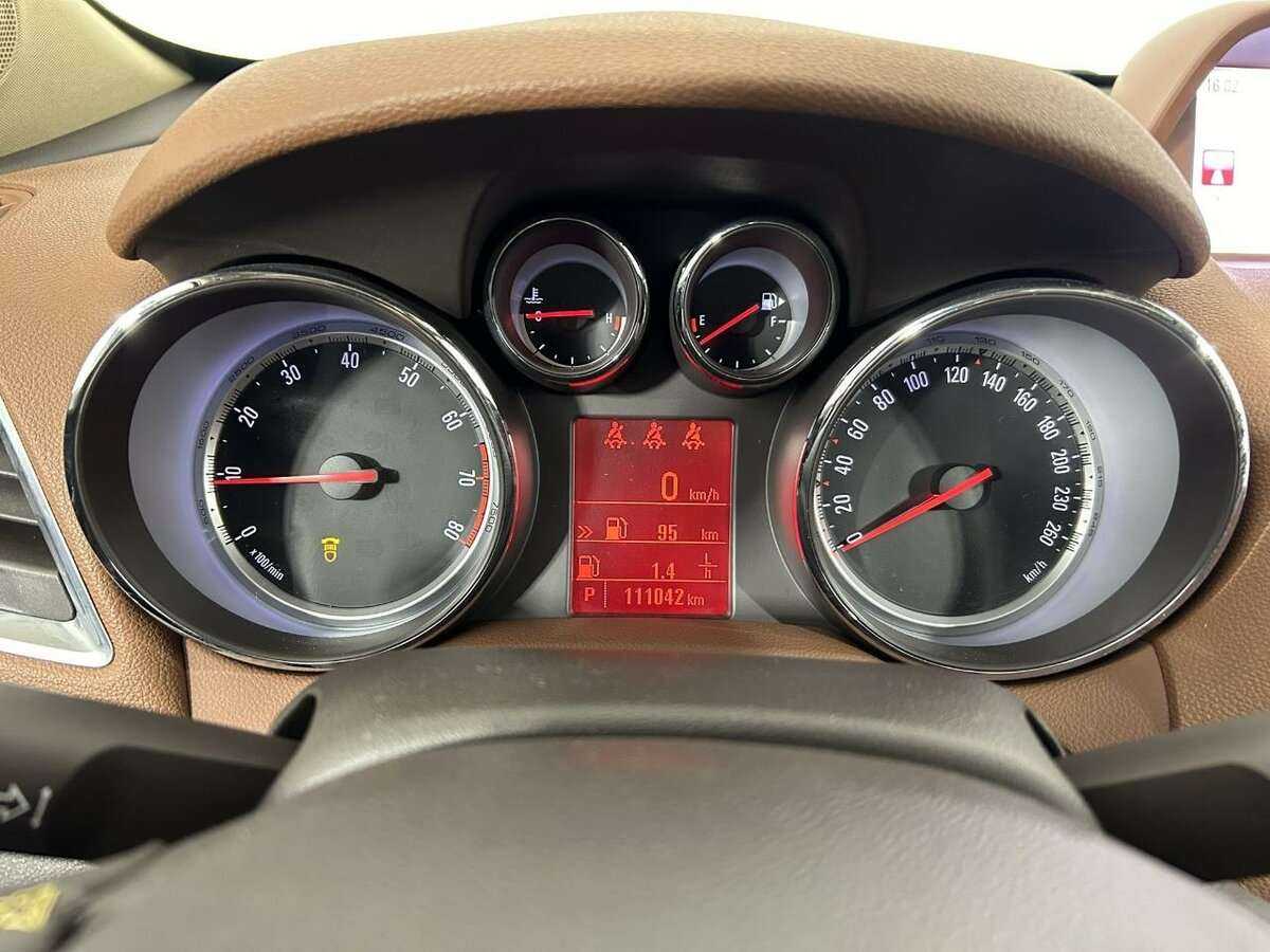 Купить Opel Mokka с пробегом. Фото: #9