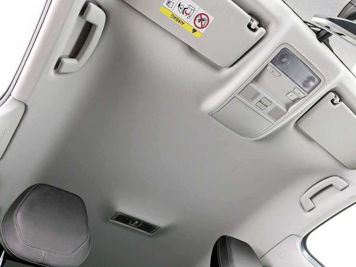 Купить Skoda Karoq с пробегом. Фото: #17