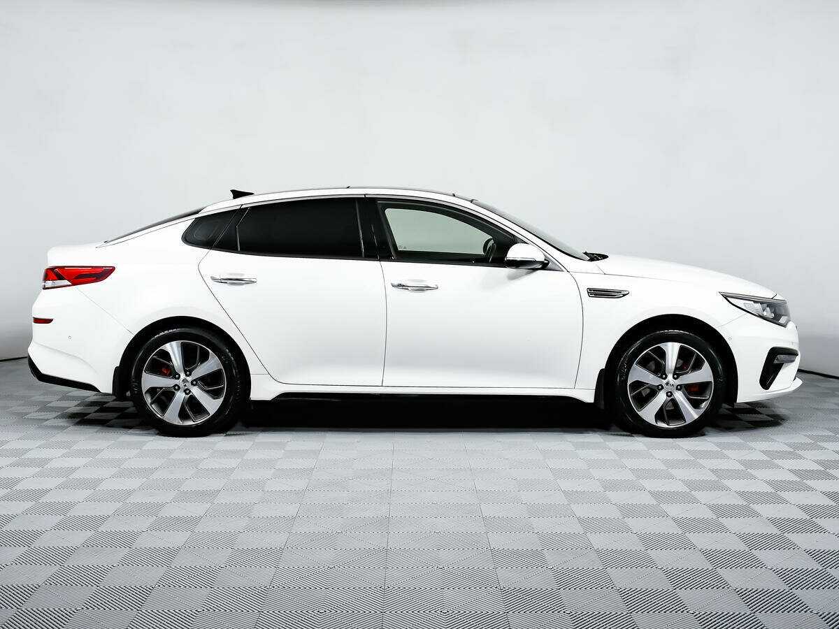 Купить Kia Optima с пробегом. Фото: #3