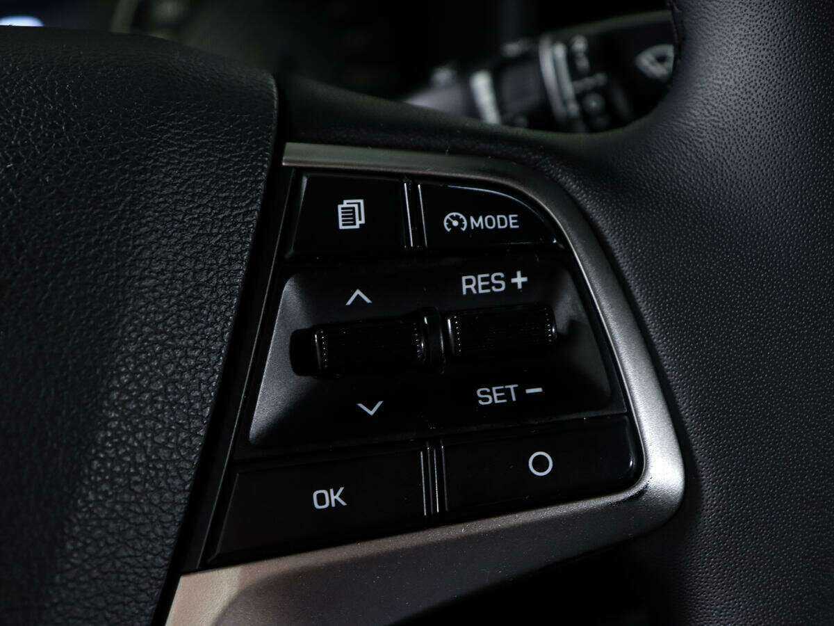 Купить Hyundai Solaris с пробегом. Фото: #11