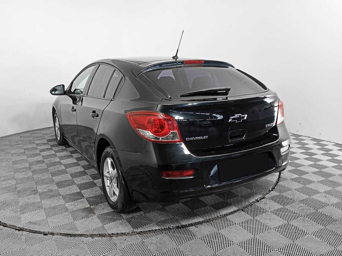 Купить Chevrolet Cruze с пробегом. Фото: #5