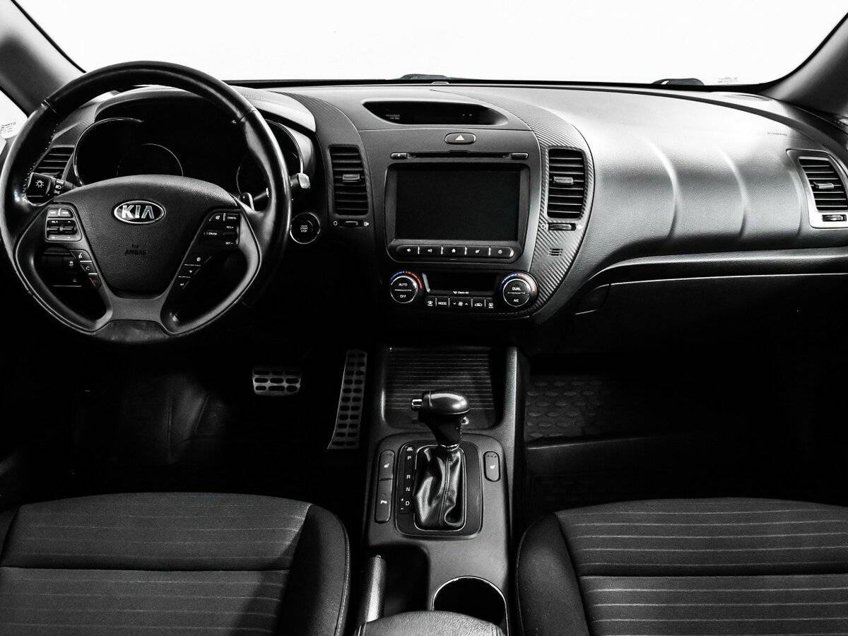 Купить Kia Cerato с пробегом. Фото: #10