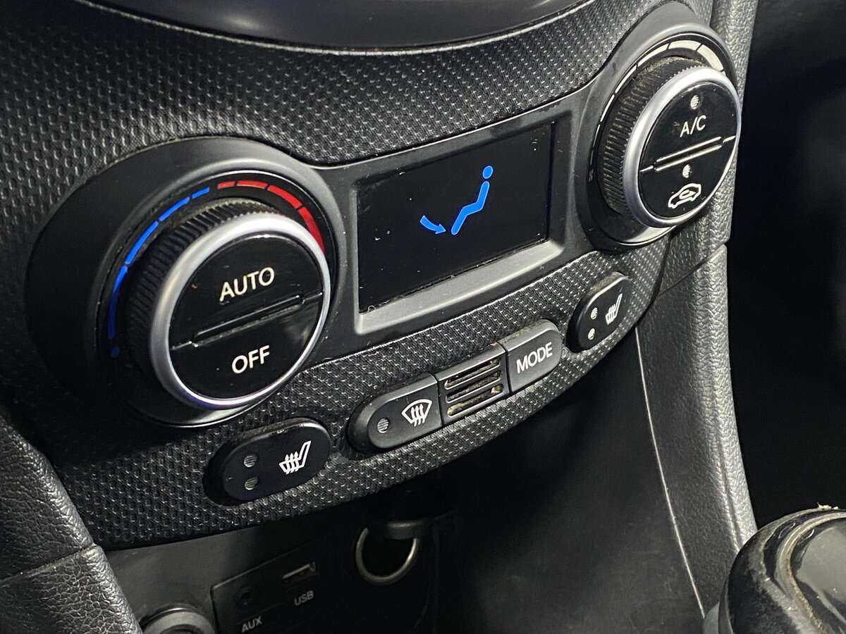 Купить Hyundai Solaris с пробегом. Фото: #12