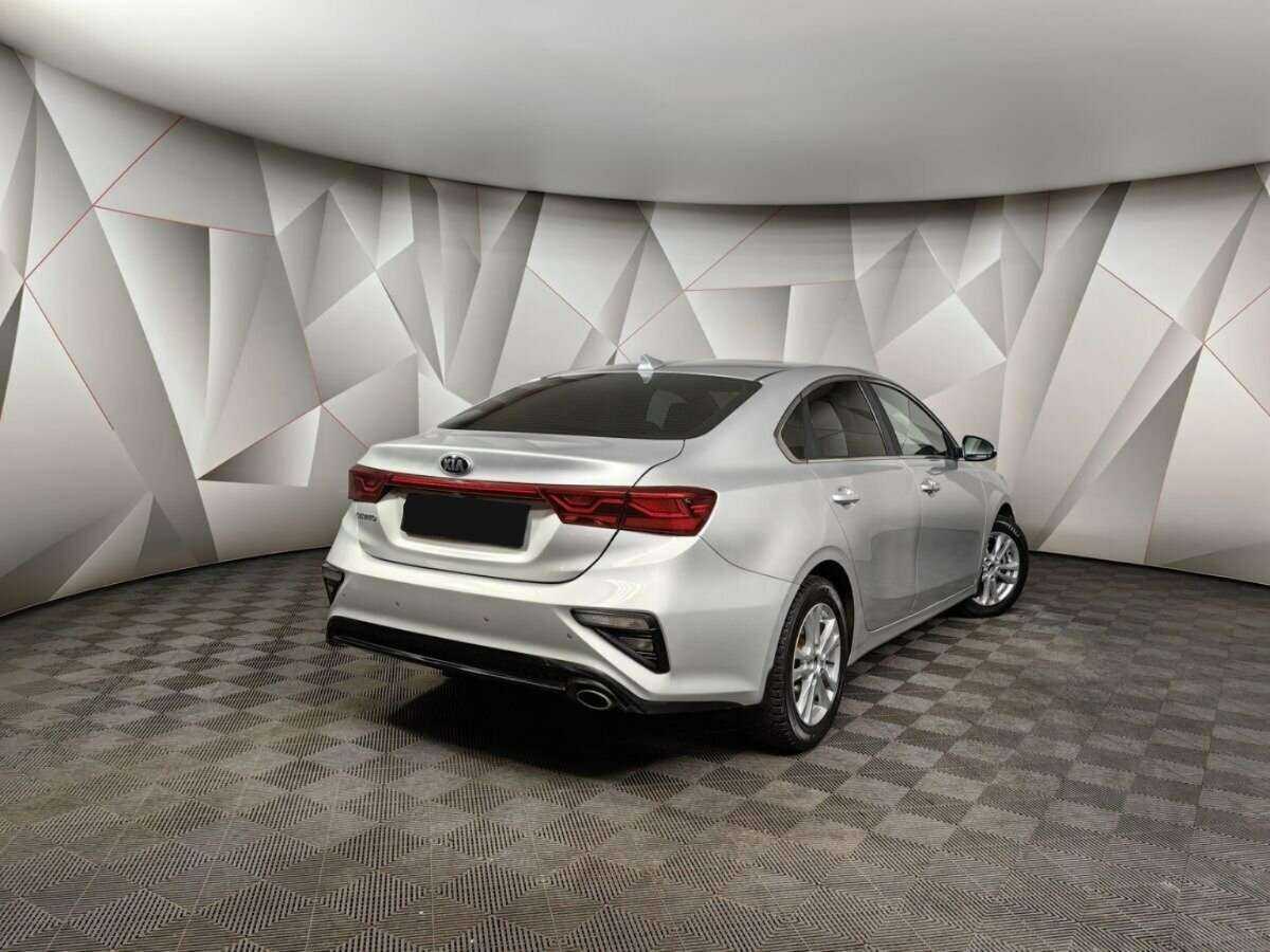 Купить Kia Cerato с пробегом. Фото: #1