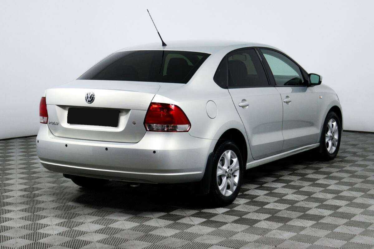 Купить Volkswagen Polo с пробегом. Фото: #4