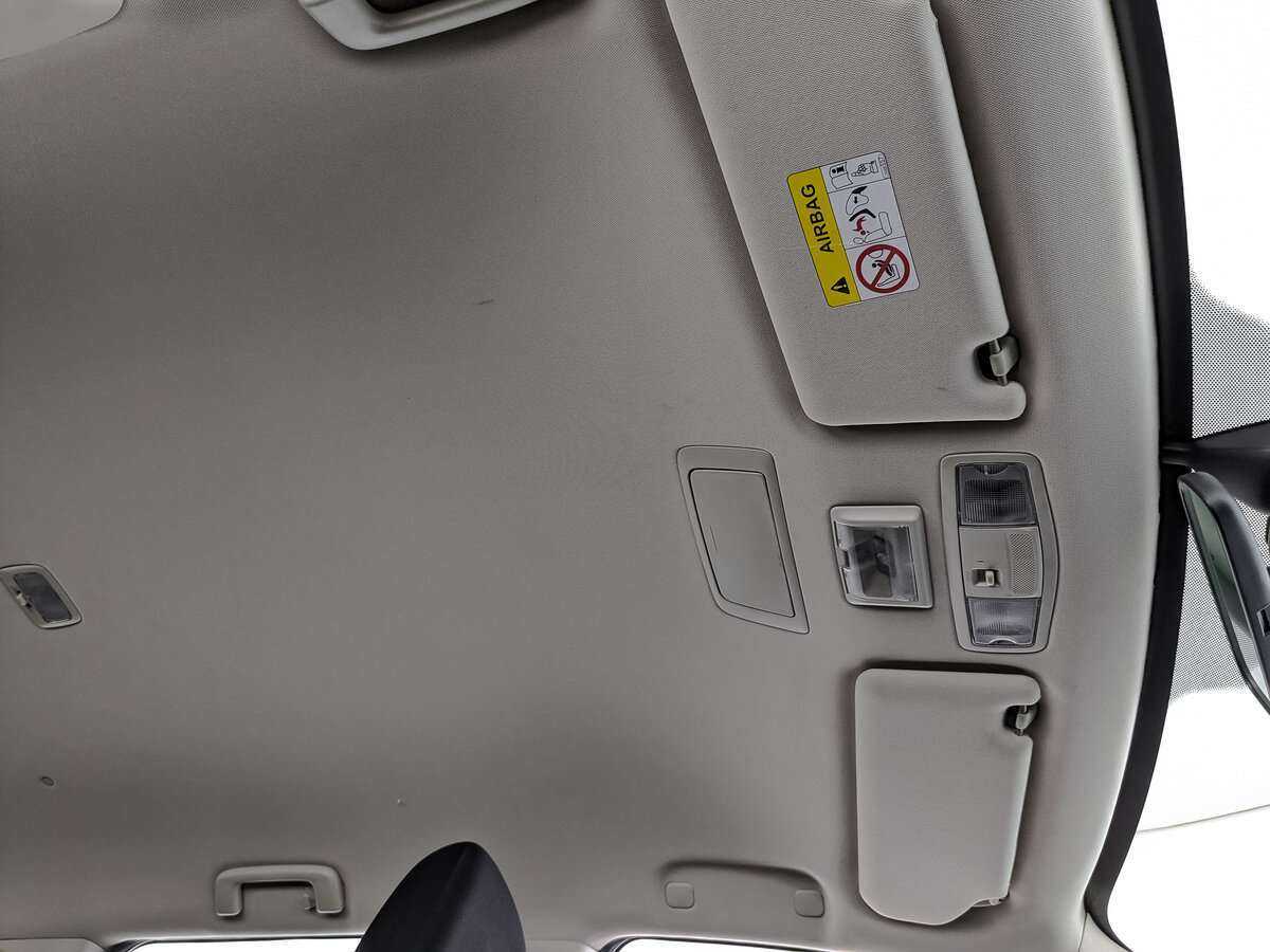 Купить Mitsubishi Outlander с пробегом. Фото: #18