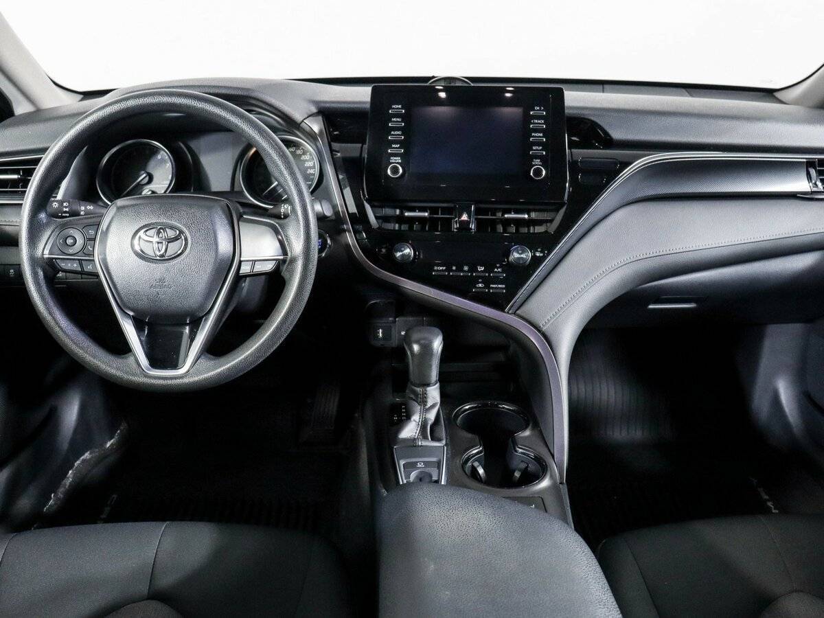 Купить Toyota Camry с пробегом. Фото: #8
