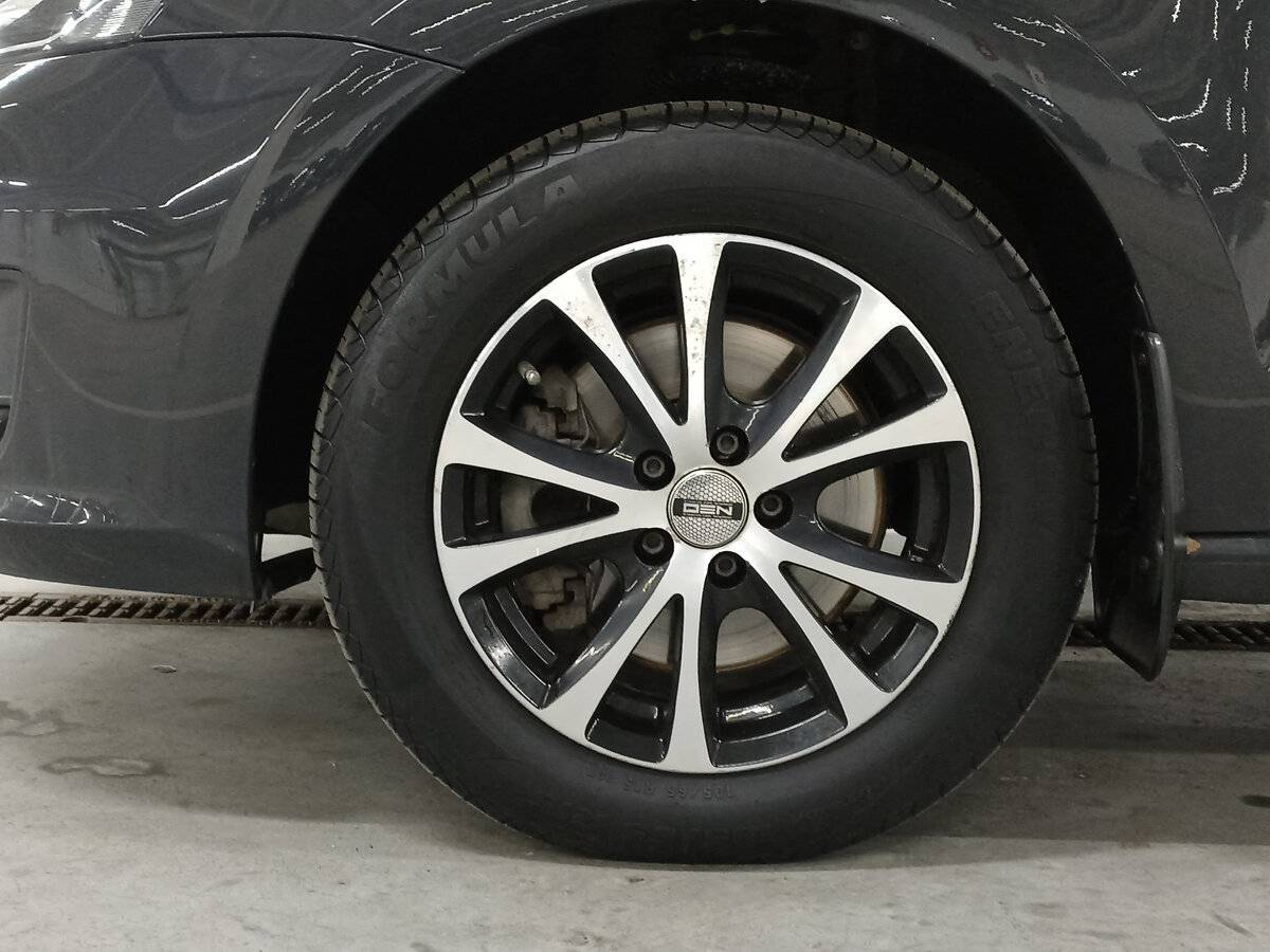 Купить Volkswagen Polo с пробегом. Фото: #16