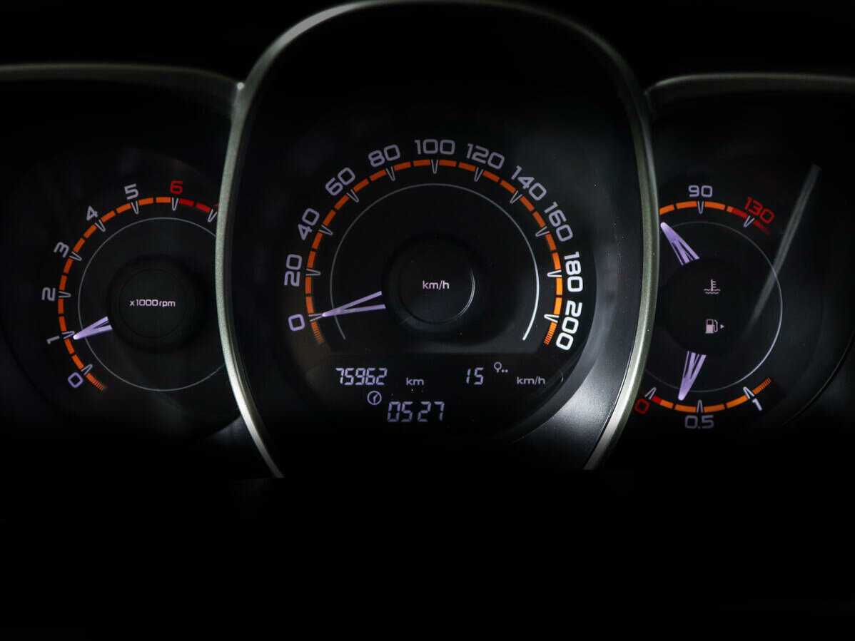 Купить Lada (ВАЗ) Vesta с пробегом. Фото: #7