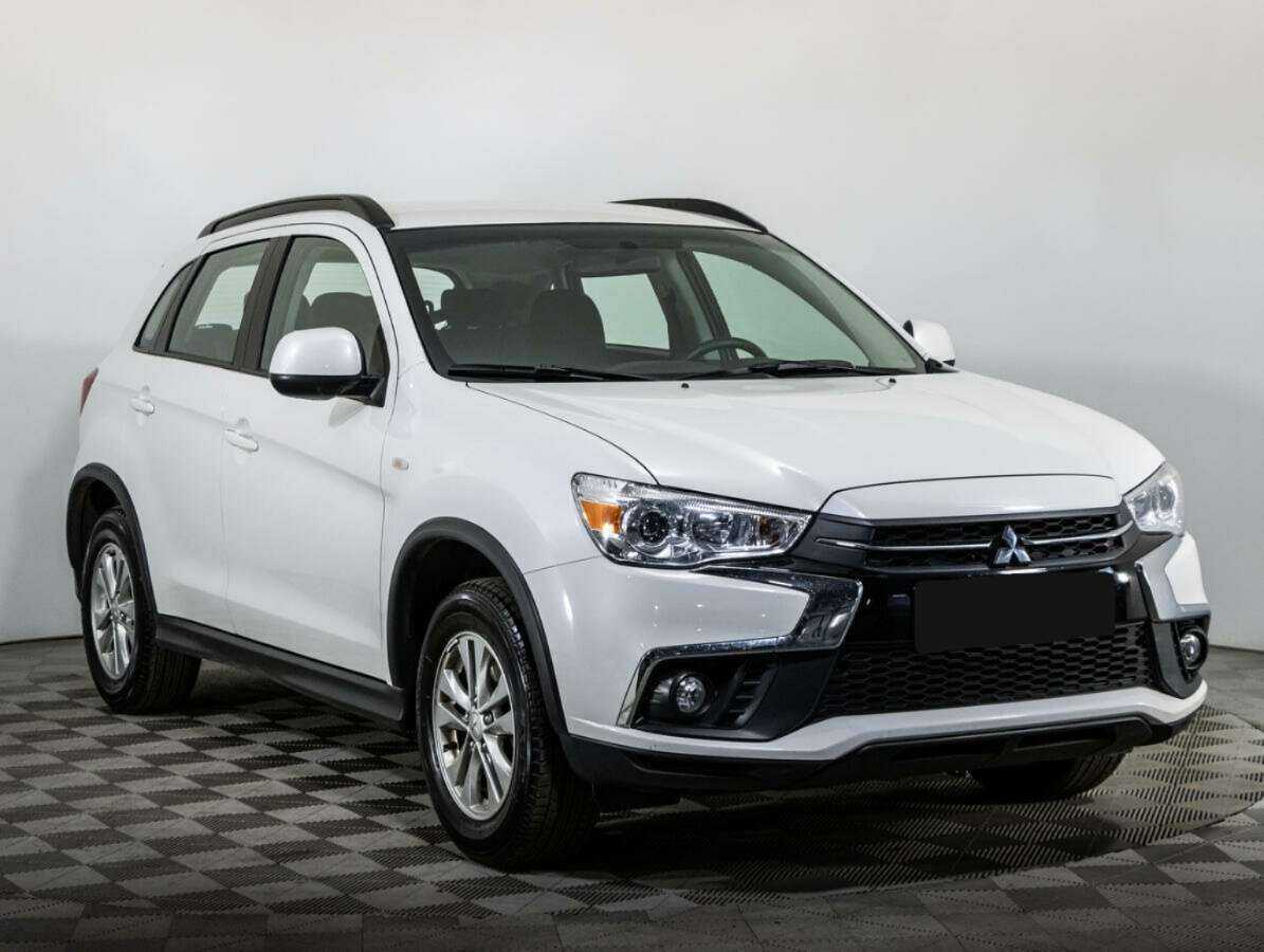 Купить Mitsubishi ASX с пробегом. Фото: #2